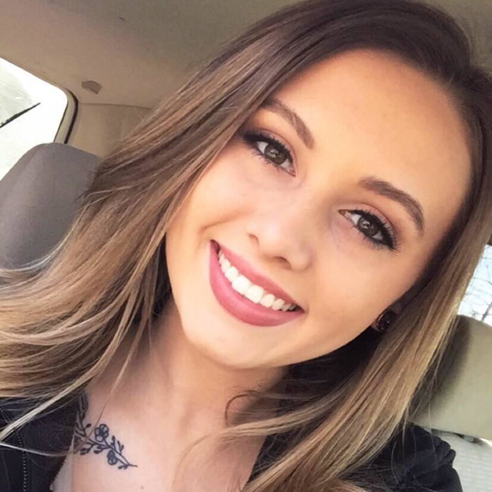 Meet your Posher, Jade